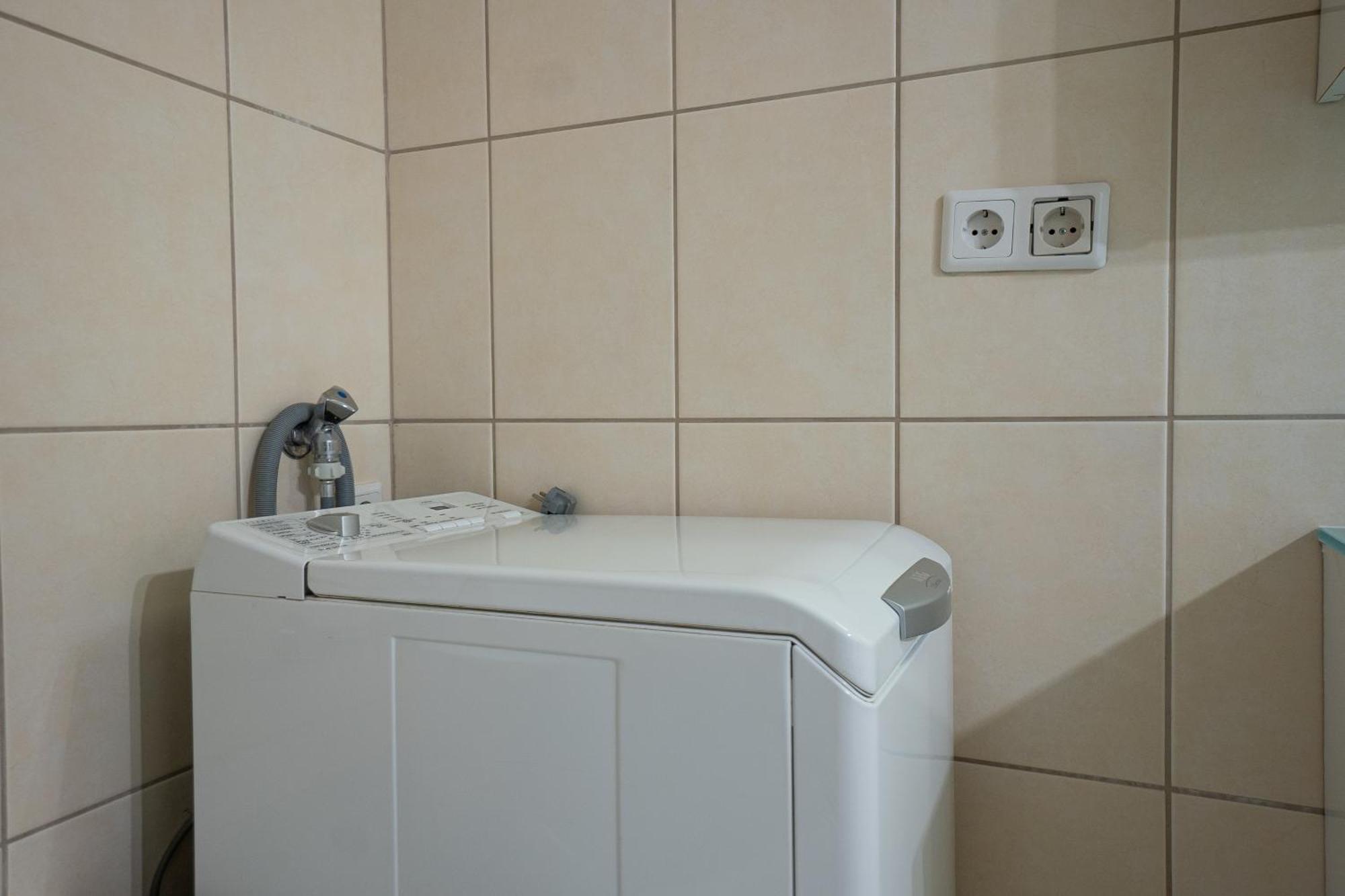 Apartment With A Private Terrace Located Right Near Belvedere Castle, 15 Minutes Away From Stephansdom Wien Exteriör bild