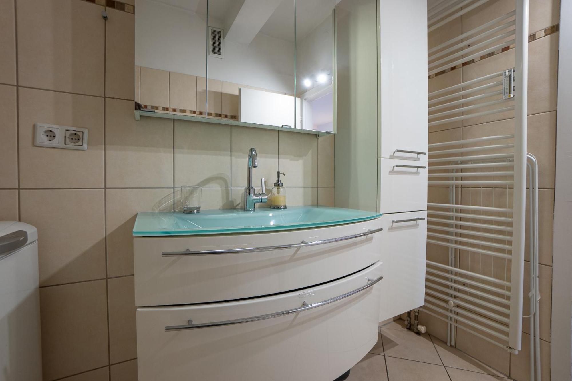 Apartment With A Private Terrace Located Right Near Belvedere Castle, 15 Minutes Away From Stephansdom Wien Exteriör bild