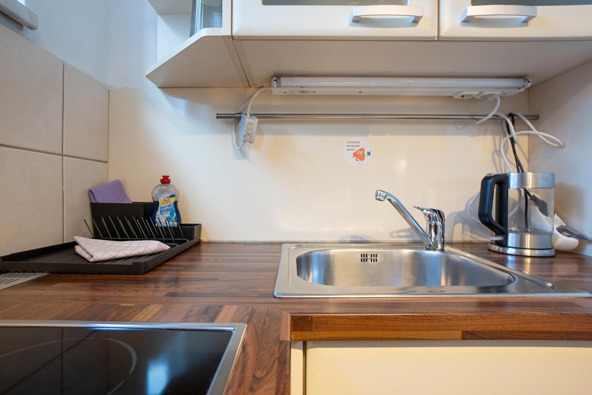 Apartment With A Private Terrace Located Right Near Belvedere Castle, 15 Minutes Away From Stephansdom Wien Exteriör bild